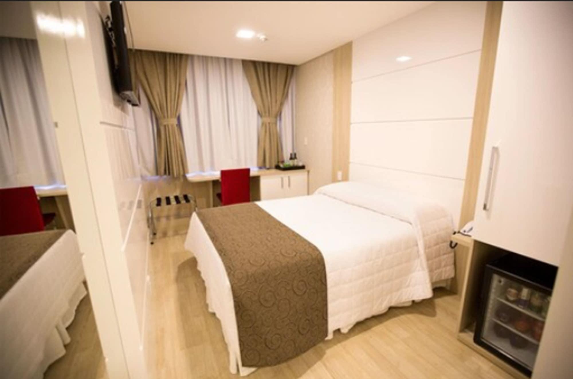 Holiday & Business Hotel - Em Frente Ao Centro De Eventos E Arena Conda Chapeco Luaran gambar