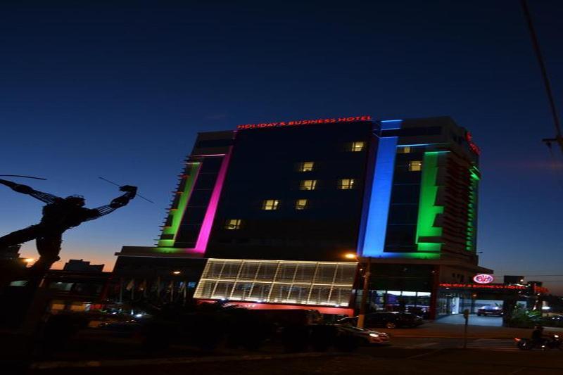 Holiday & Business Hotel - Em Frente Ao Centro De Eventos E Arena Conda Chapeco Luaran gambar