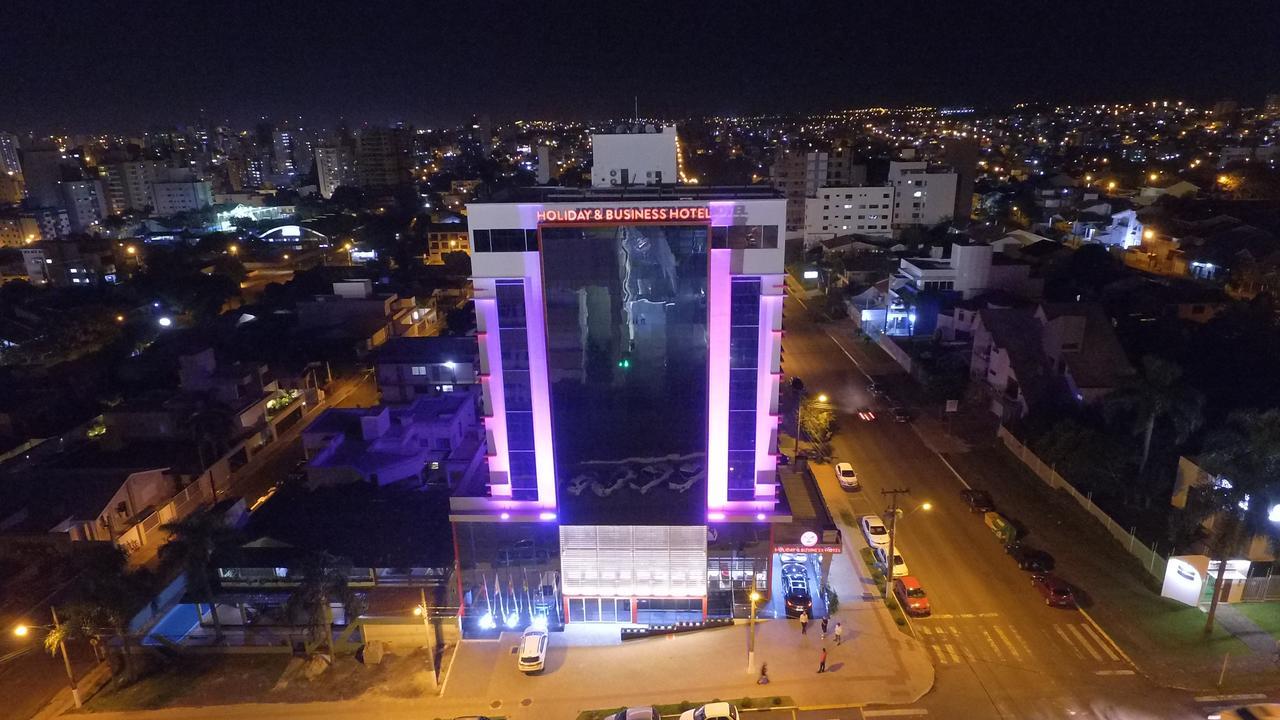 Holiday & Business Hotel - Em Frente Ao Centro De Eventos E Arena Conda Chapeco Luaran gambar